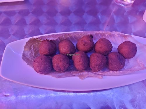 Croquetas veganas at Junípero in Toledo