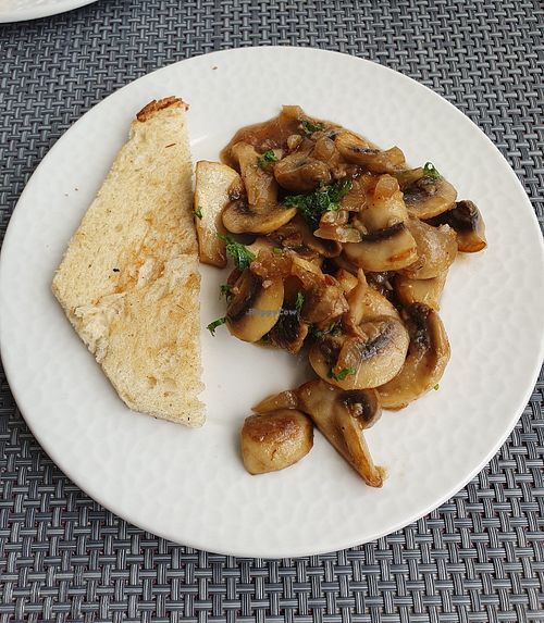 Gegrillte Champignons at Corner205 International Restaurant in Funchal