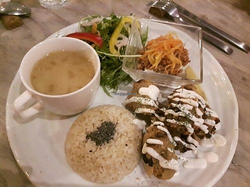 Set dinner at Paprika Shokudo Vegan in Osaka