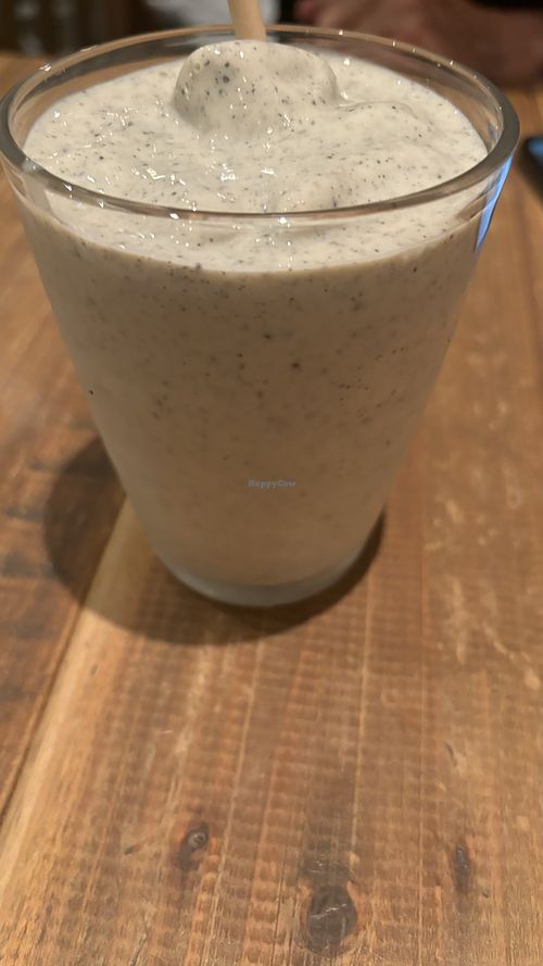 Smoothie with sesame through it   at Paprika Shokudo Vegan in Osaka