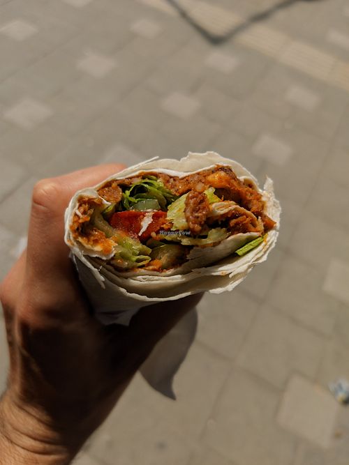 Cigkofte wrap at Oses Çiğ Köfte in Bursa