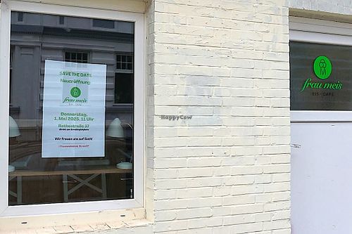  at Frau Meis Eisladen 2 in Hamburg