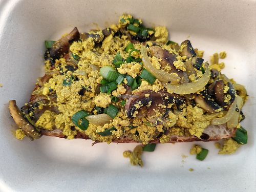 Tofu scramble on sourdough bread at Synergia in Katowice