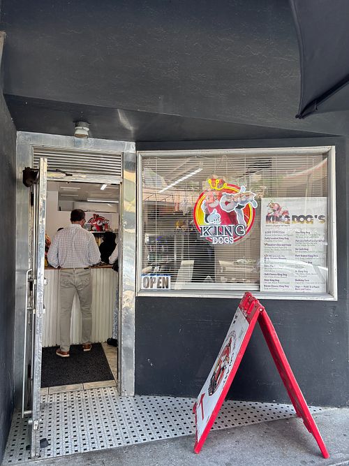 Streetside view at King Dogs in Mobile