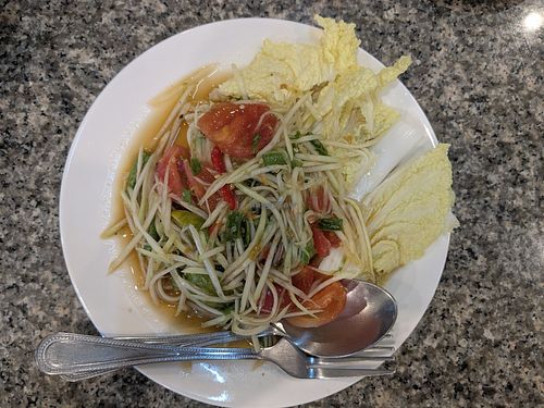 Papaya salad at Punsuk Vegetarian in Bangkok