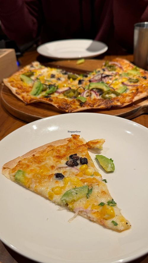 Pizza (took off the onions because I’m oriental veg’n)  at Preserve in Taipei