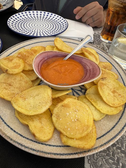 Patatas bravas  at Ses Casetes Art Cafè in Sant Mateu