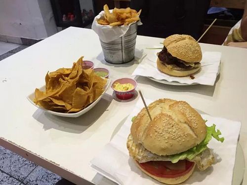 Burgers, nachos and chips at Pura Burguer in Bilbao