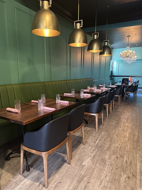 Dining  at Rosemary Thai in Peabody