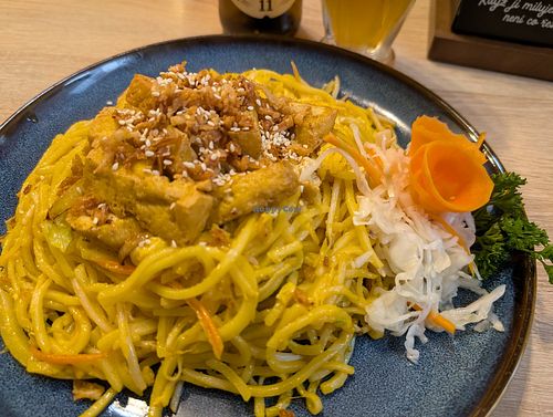 Tofu curry fried noodles at Gao Restaurant in Pisek