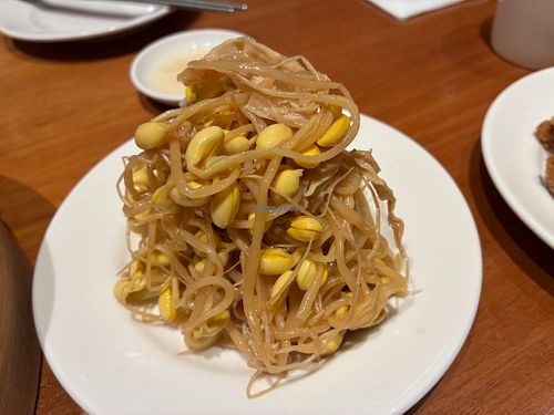 Soy bean sprouts at Din Tai Fung in Taipei