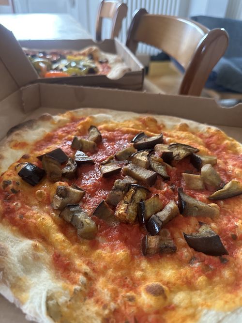 Aubergine pizza   at CUT Pizza in Lausanne