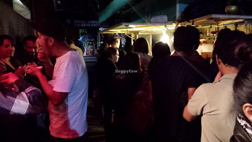 Happy eaters! at Por Siempre Vegana - Food Stall in Mexico City