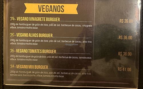 4 opções de lanche. O hambúrguer pode ser de soja ou grão de bico  at Mandarine Gourmet in Ilheus