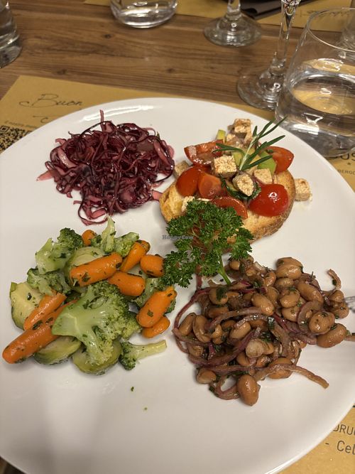 Antipasti vegan  at Boschetto in Druogno