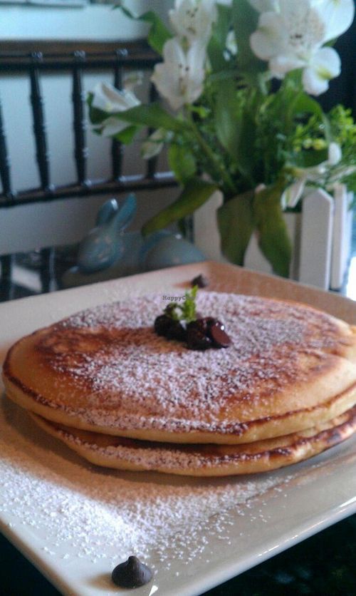 Healthy and delicious Vegan Pancakes at Dodo Bon Pan Cafe in Panama City