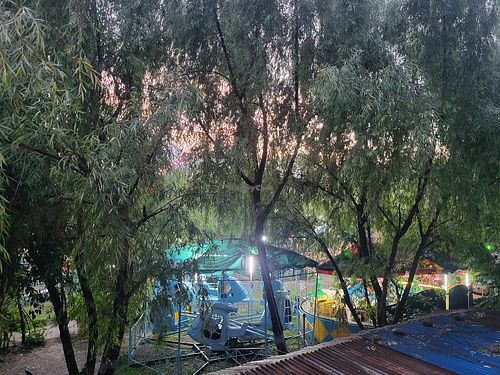 Vue d'en bas at Wall Street Cafe & Bar in Pokhara