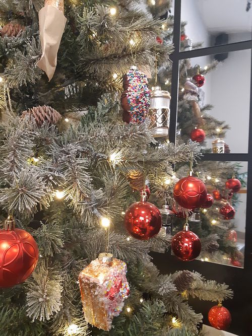  at Sensa Café in Cadiz