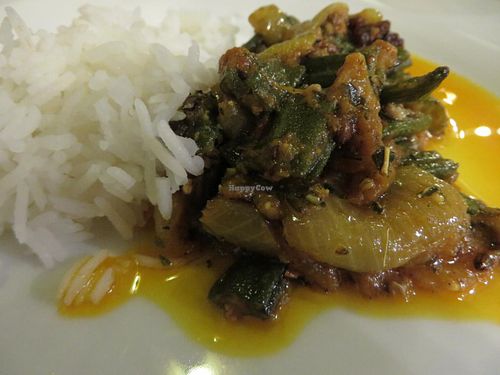 Bhindi (fresh okra with onions, tomatoes, ginger, garlic, and spices) at Welcome in Kleinblittersdorf