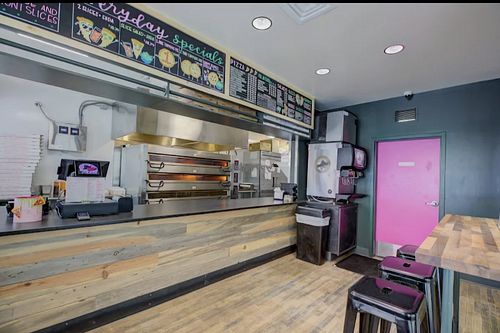 No real dine in options at Sexy Pizza - Pearl St in Denver