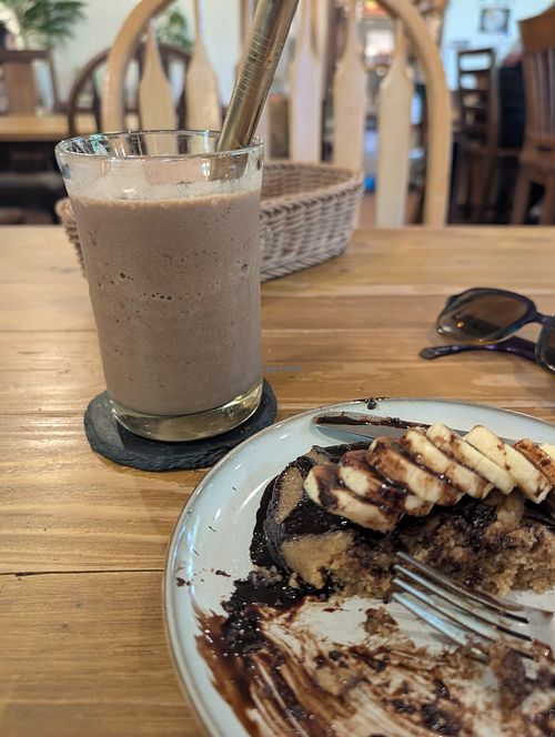 Cacao smoothie and vegan chocolate banana pancakes at Bloom Coffee Okinawa - Owan in Yomitan