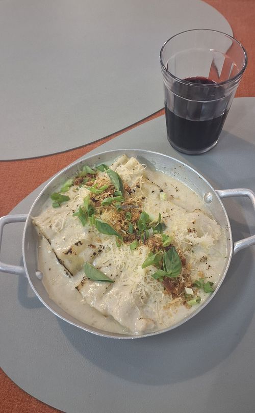 Cannelloni ao molho Bechamel com recheio de ricota e espinafre at Na Moranga Café & Comedoria in Sao Paulo