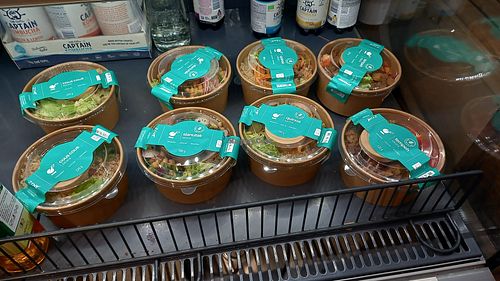 salad bowls made by zrno at bio&bio - Cvjetni in Zagreb