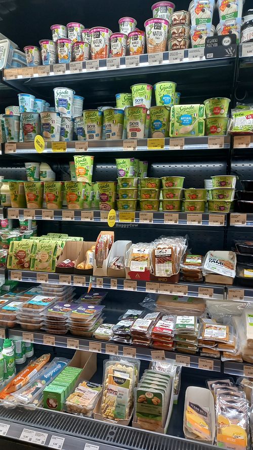 vegan yoghurts and tofu at bio&bio - Cvjetni in Zagreb