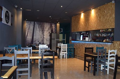  at Bully Burger in Jacarilla