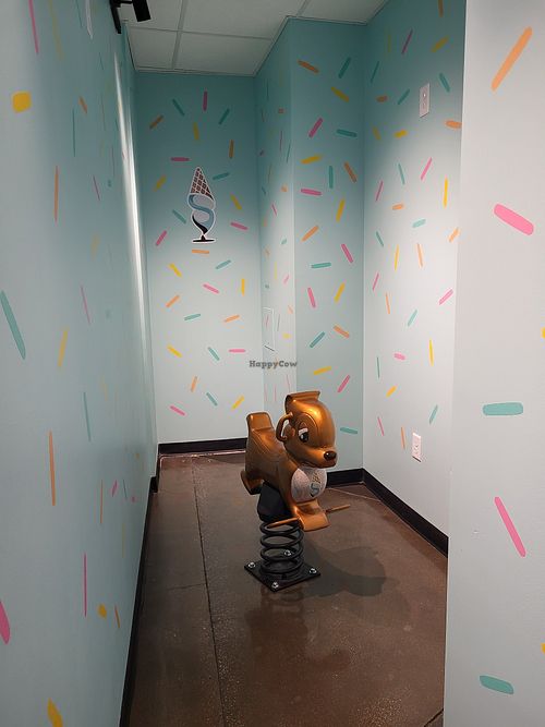  at Simons Says Dip This in Raleigh