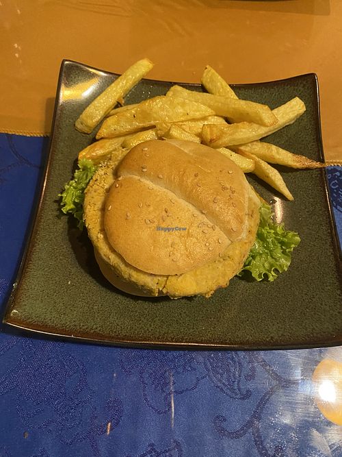 Awful chickpea burger  at BlueMoon in Uyuni