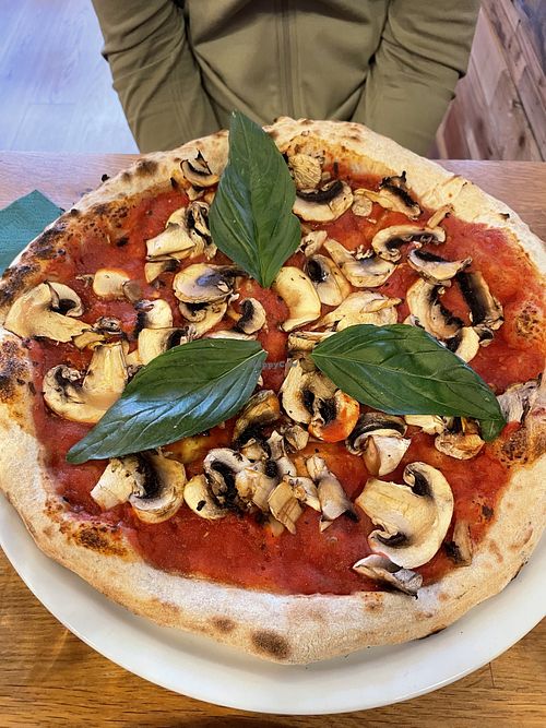 Ordered the Margarita with no cheese and added mushrooms.  at O'101 Pizzeria in Obernai