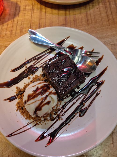 Brownie 😍😍 at Vegan Pizza Bar  in Utrecht