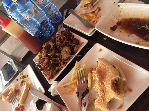 burgers and fried noodles!  at Cafe y Té Pacífico in Salamanca