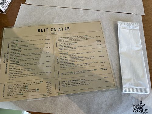 opções vegetarianas e veganas marcadas  at Beit Za'atar in Florianopolis