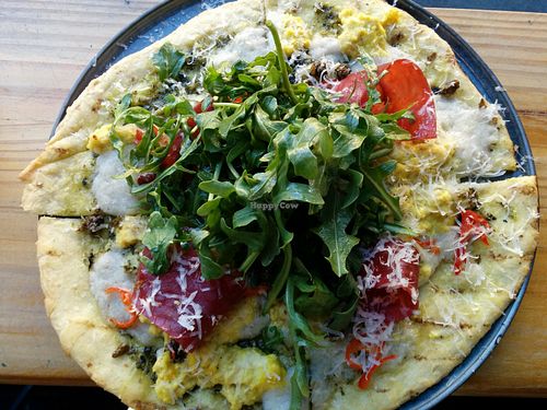 Breakfast Pizza at Smith & Daughters in Collingwood