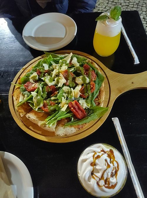 Vegan pizza and cocktails at BG+ in Rio De Janeiro