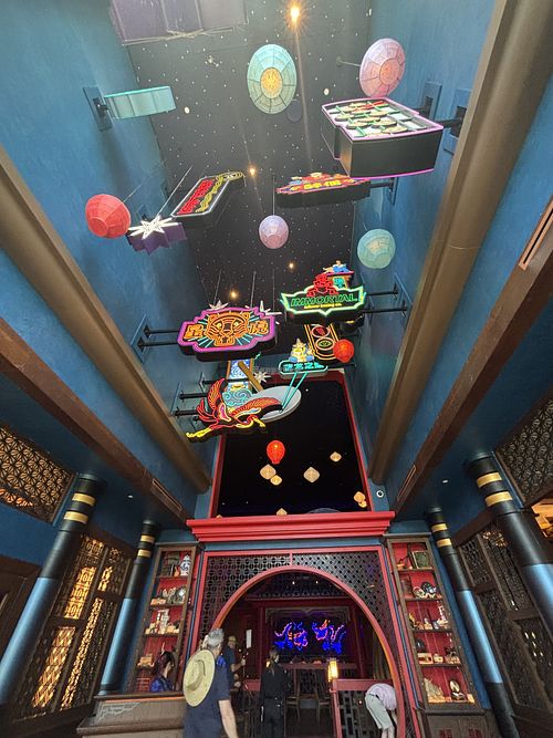 entrance area   at Universal Studios - The Blue Dragon  in Orlando