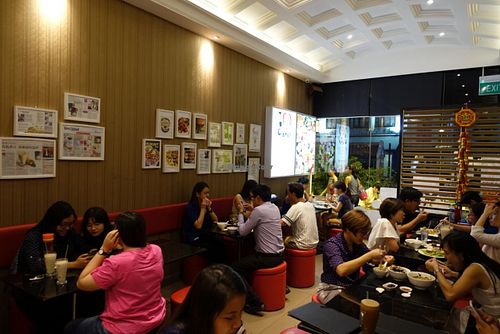 restaurant interior.  very crowded at O'bean Organic Soya Store - Tanjong Pagar in Central Singapore