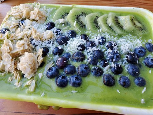 Glacier smoothie bowl at NW Raw in Ashland