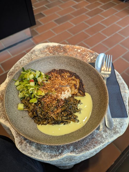 Kartoffelrösti mit Grünkohl at Rüpel Food LAB Kiosk in Hannover