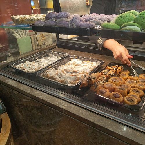 Apple pie, Turkish delights, some other things I forgot at NOSTOS Delissimo in Corfu