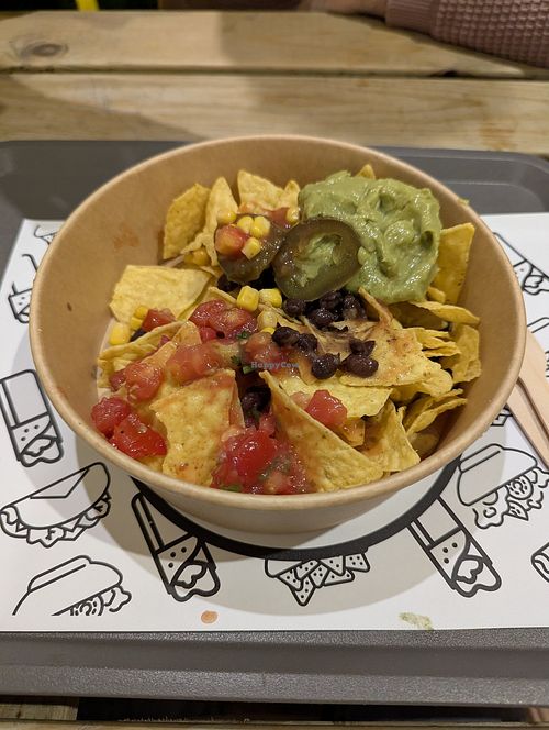 Nachos veganos at Burrito Azteca in Zaragoza