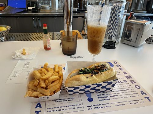 Hoagie  at DREAMBOAT in San Diego