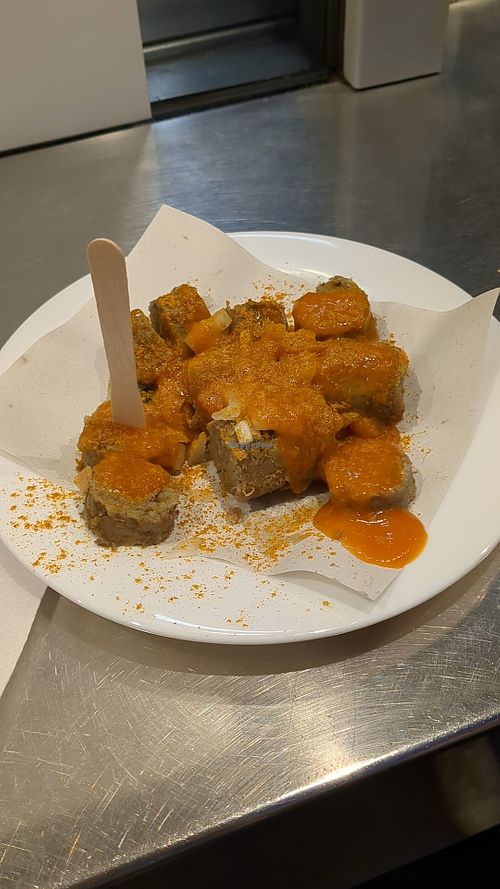 Vegan Currywurst at BOSNA Company in Vienna