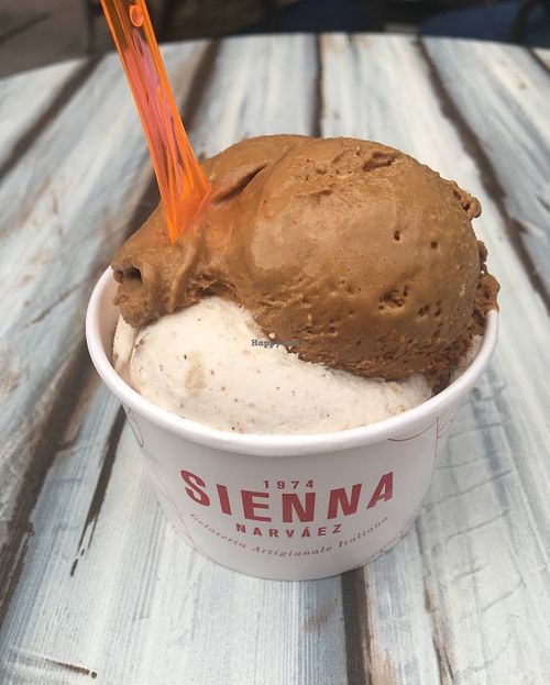  at Heladería Sienna Narváez  in Madrid