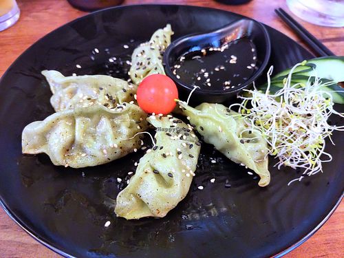 Vegan gyozas at Susanoo Ramen in Toulouse