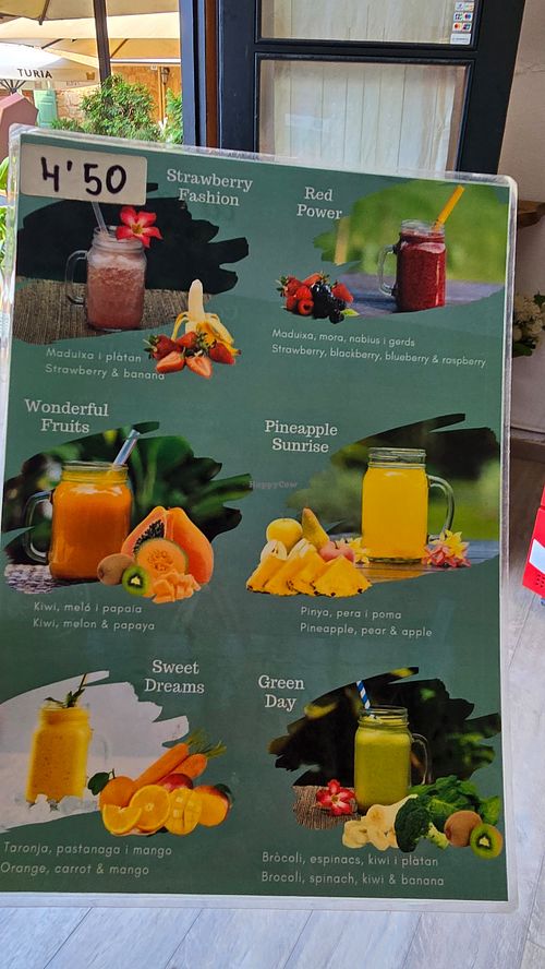 Juices - no milk! at Ca la Lola in Peratallada
