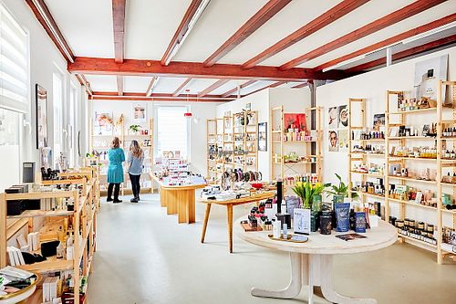  at Blanda Beauty in Reutlingen