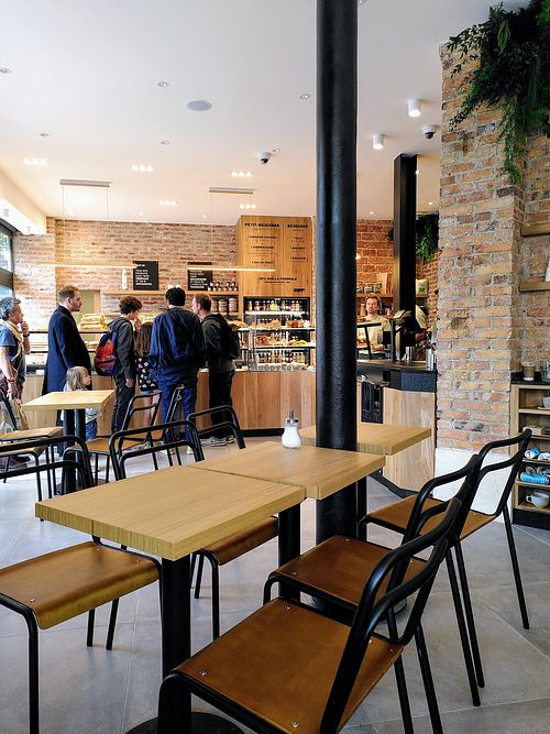 Eat-in space at Land & Monkeys - Père Lachaise   in Paris